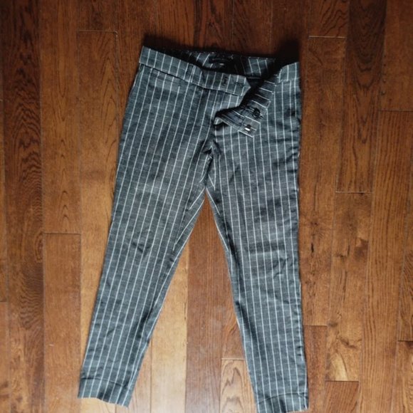 Banana Republic Sloan Fit Women's B&W Striped Pants Size 00 - Picture 2 of 6